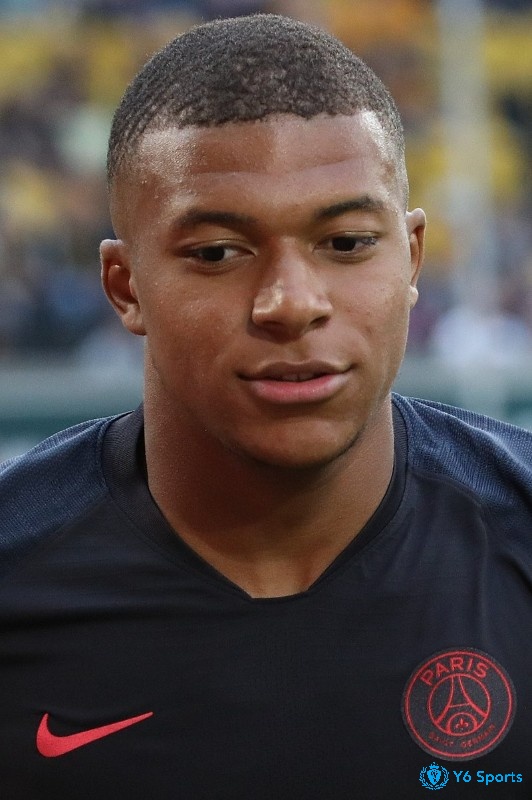 Kylian mbappe lottin là một trong các cầu thủ đá được nhiều nhất 