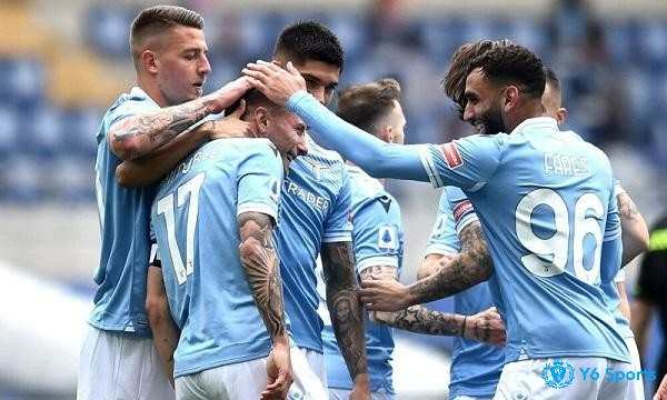 Lazio đội bóng từng 2 lần giành chức vô địch bóng đá ý