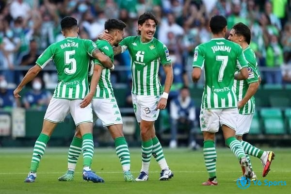 Real Betis đội bóng sở hữu ngôi đầu bảng C trên bảng xếp hạng uefa europa league