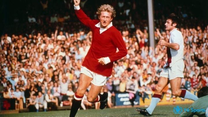 Cầu thủ xuất sắc nhất CLB Manchester United: Denis Law