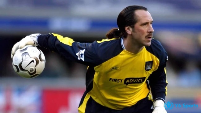 Thủ môn huyền thoại David Seaman nằm top đội hình xuất sắc nhất Arsenal