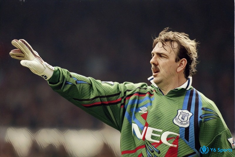 Đội hình xuất sắc nhất Everton - thủ môn Neville Southall