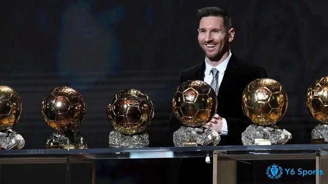 Messi đứng đầu top cầu thủ vĩ đại nhất mọi thời đại