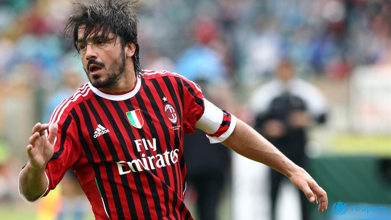  Gennaro Gattuso là một tiền vệ có chân sút quyết liệt nhất giải đấu C1