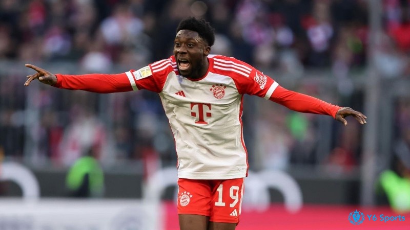 Alphonso Davies - Hậu vệ trẻ góp mặt trong top hậu vệ hay nhất Bundesliga