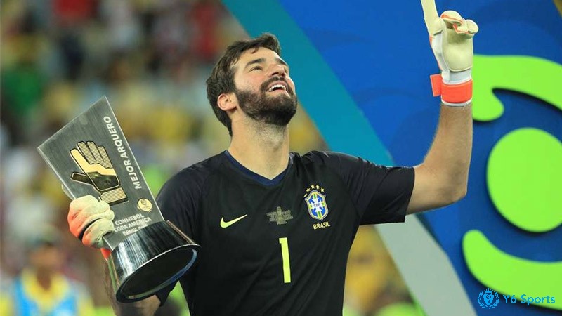 Alisson Becker với nhiều thành tích ấn tượng